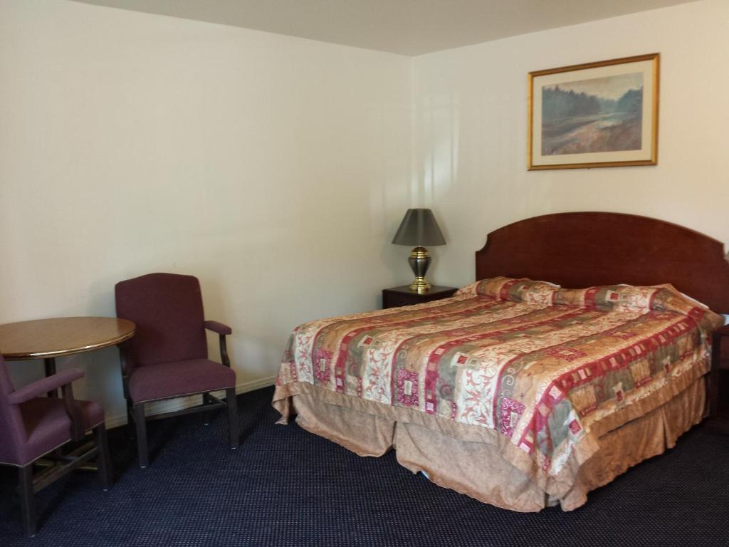 New Kansan Motel Ранчо Кукамонга Стая снимка